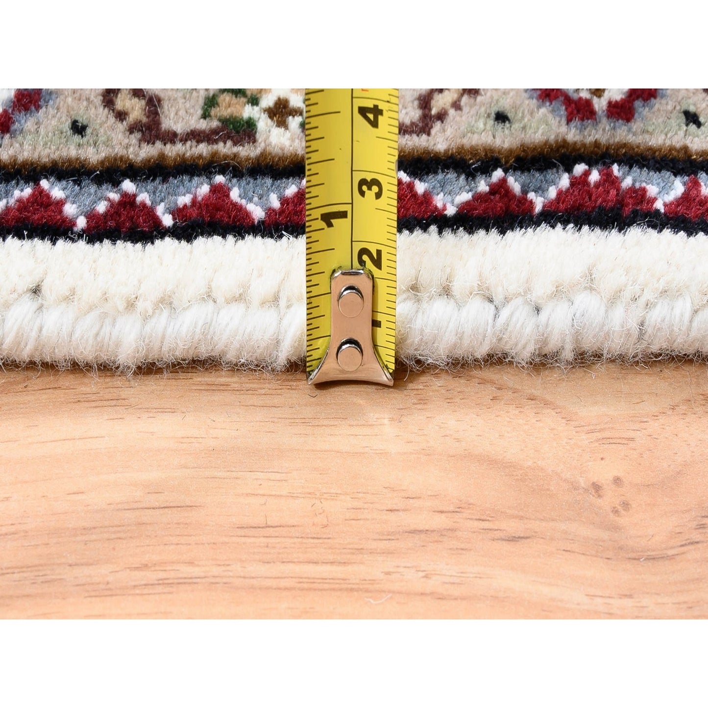 3'8"X6' Wool And Silk Fish Medallion Design Tebraz Mahi Handknotted Rug