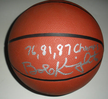Bob Knight Indiana Hoosiers 76,81,87 Champs