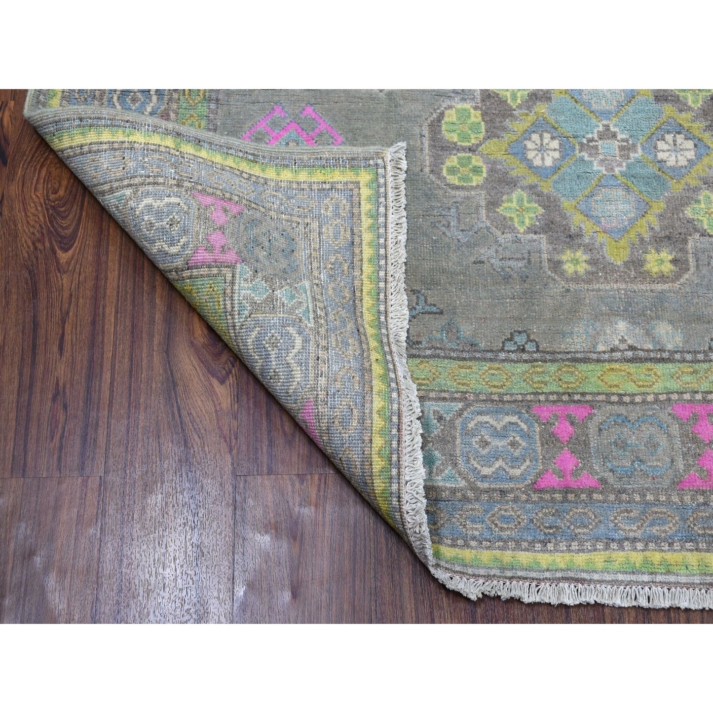 5'X6'6" Colorful Gray Fusion Kazak Pure Wool Hand Knotted Oriental Rug