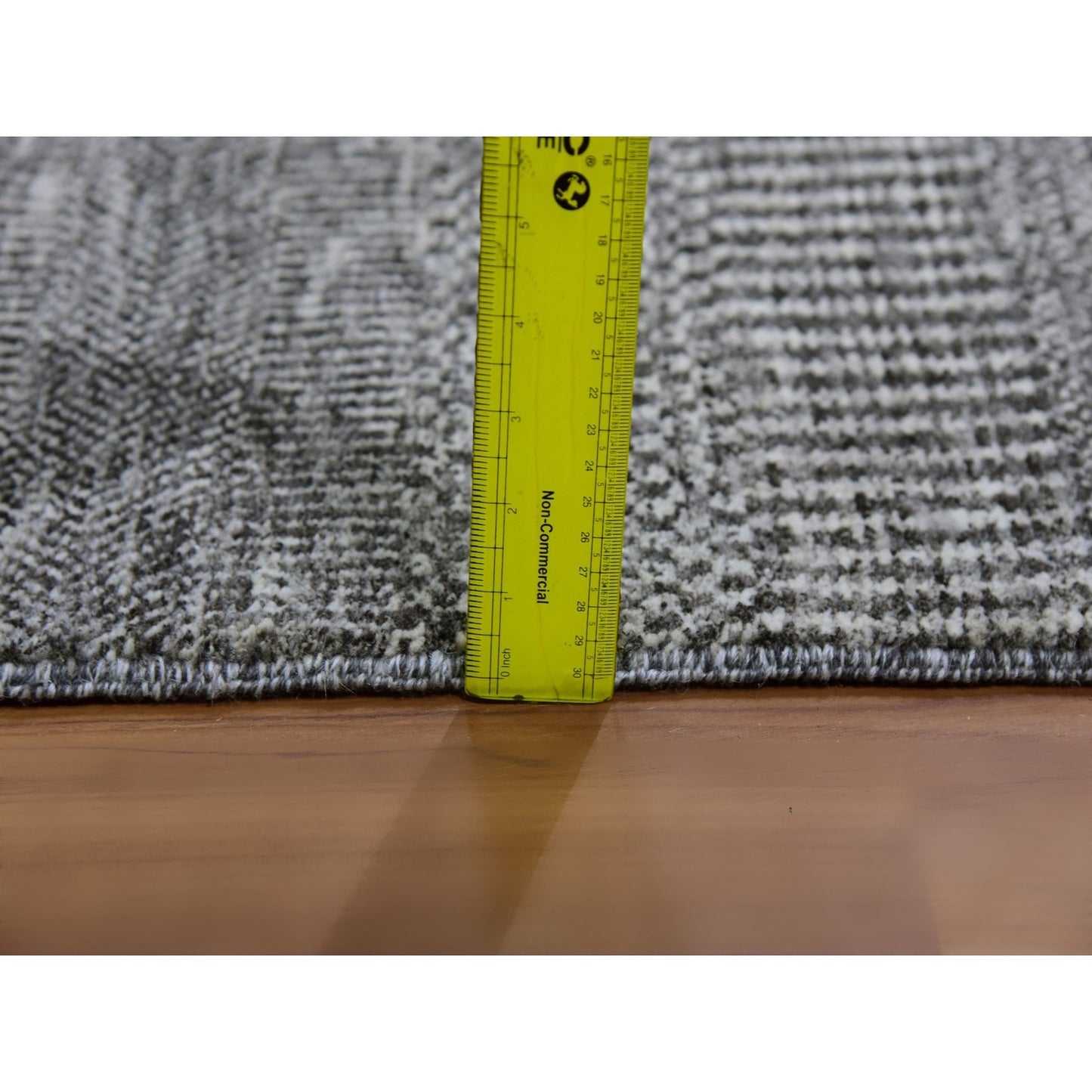 3'1"X5' Pebble Gray Undyed 100% Wool Modern Grass Design Hand Knotted Rug