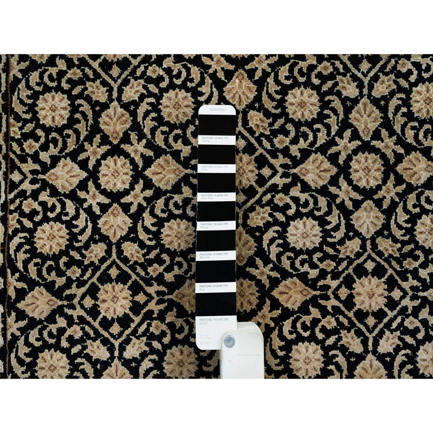 3'1"X5'5" Black 250 Kpsi Organic Wool Hand Knotted Herrita Design Rug