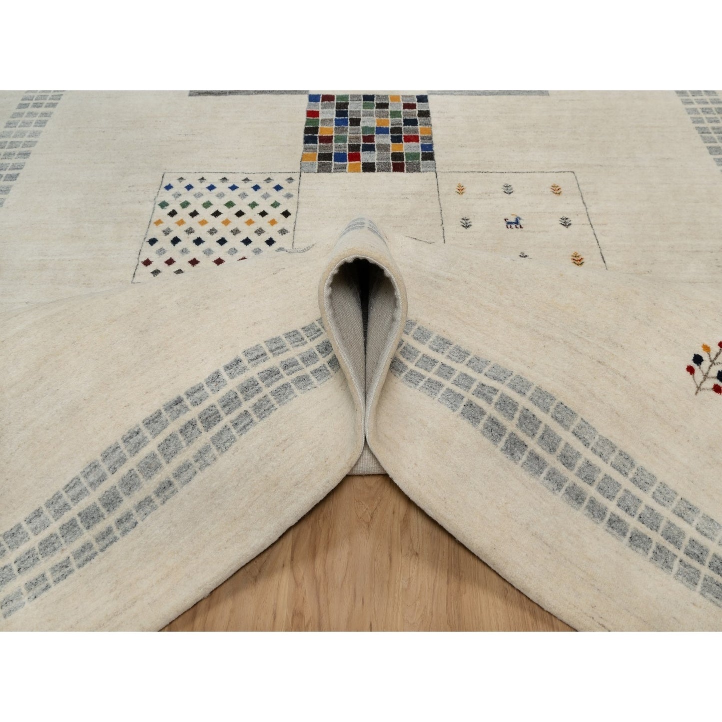 8'3"X10'2" White Modern Wool Hand Knotted Animal Figurines Lori Buft Rug