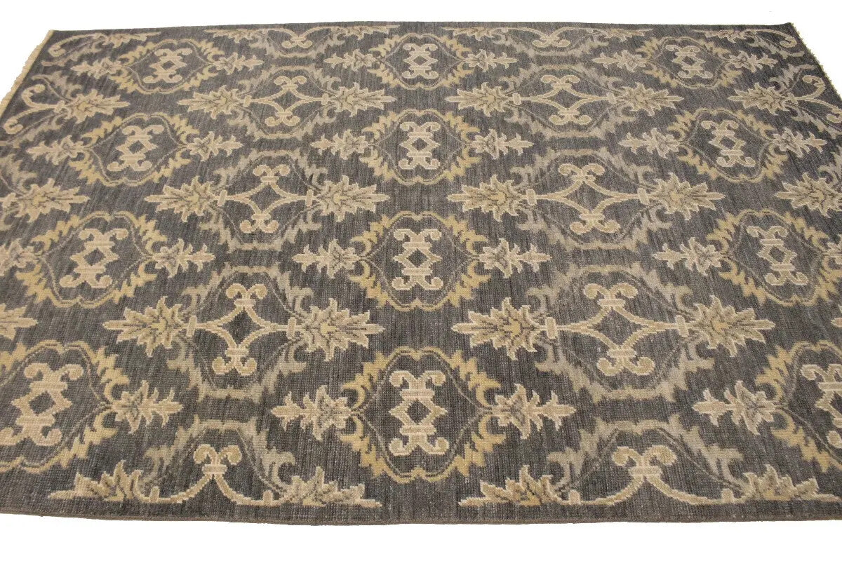 Hand-Knotted Transitional Rug Antique-Washed