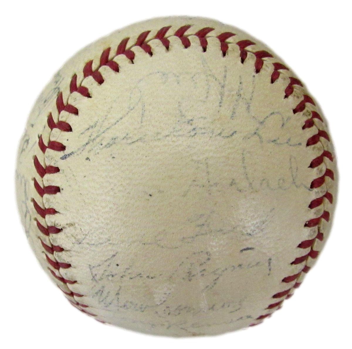 1938 Chicago White Sox Team Signed Baseball (26 Signatures) Beckett 198607