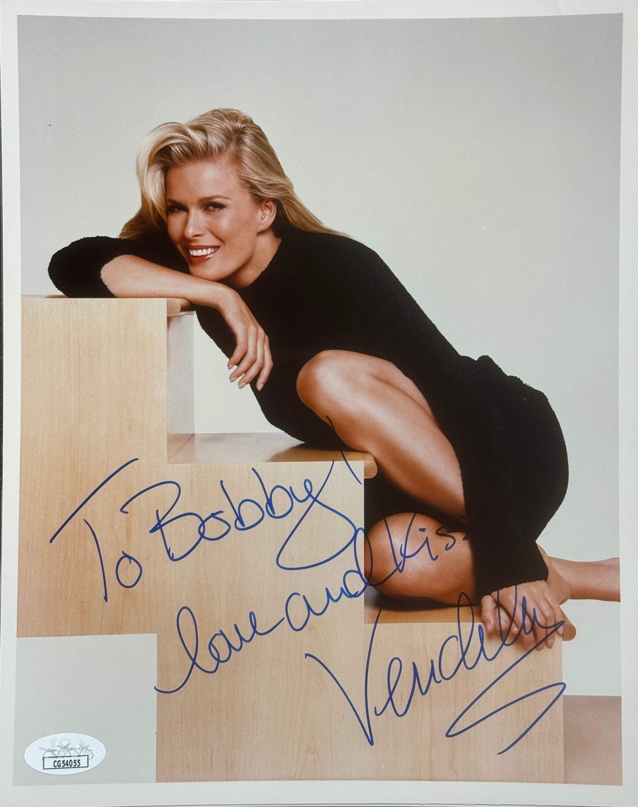 Vendela Kirsebom Autographed 8X10 Celebrity Photo (Jsa)
