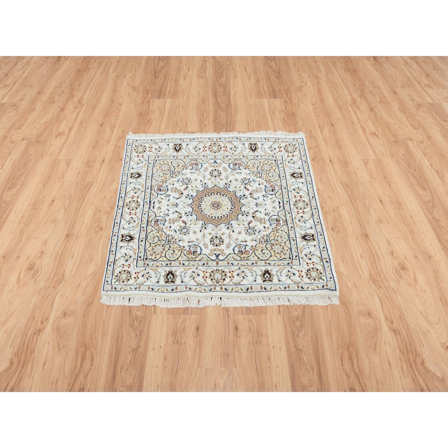 3'1"X3'1" Ivory 250 Kpsi Nain Pure Wool Hand Knotted Square Oriental Rug