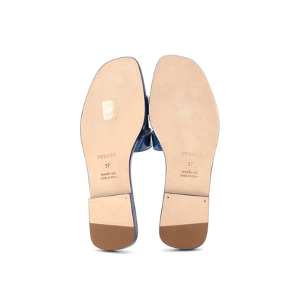 Hermes Women'S Oran Sandals Patent