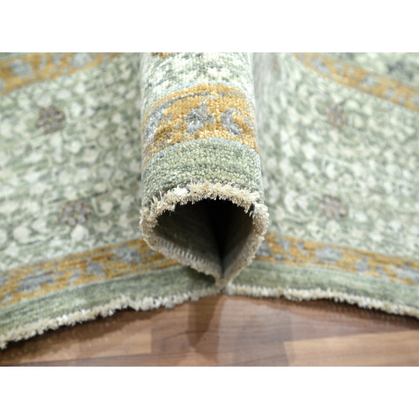 8'2"X10'4" Pistachio Green Mamluk Design Wool Hand Knotted Oriental Rug