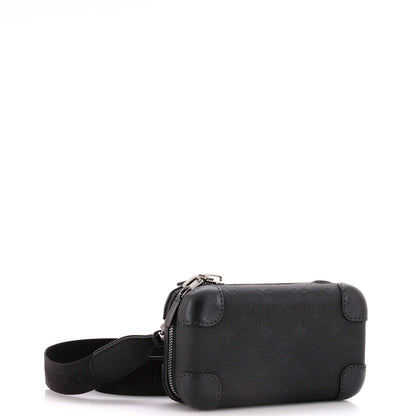 Louis Vuitton Horizon Clutch Monogram Taurillon Leather