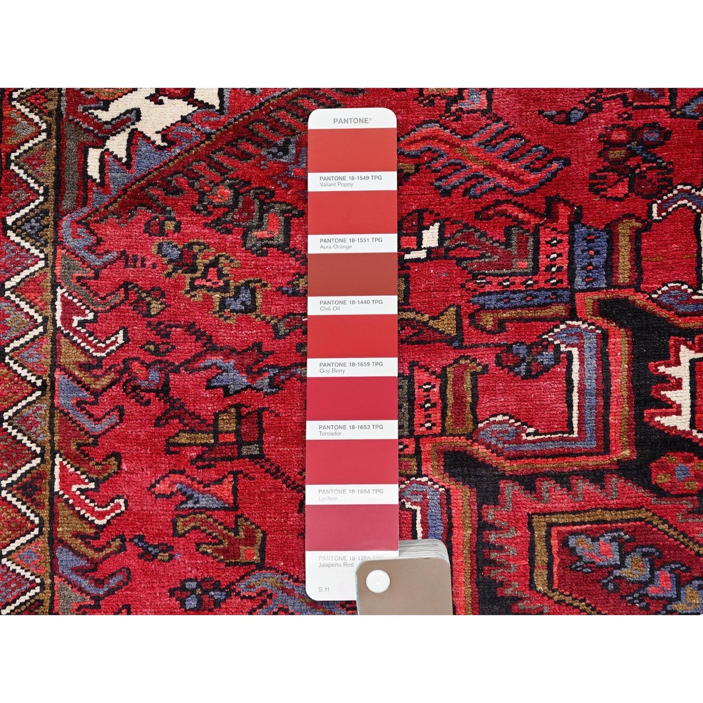 8'X11' Rufous Red Semi Antique Heris Hand Knotted Pure Wool Oriental Rug