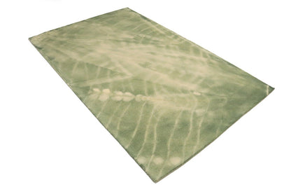 Olive Green Hand-Tufted Abstract Tie-Dye Design