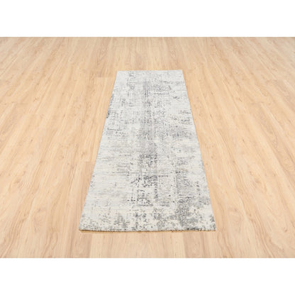 2'6"X8'1" Undyed Natural Wool Modern Cut And Loop Pile Beige Runner Rug