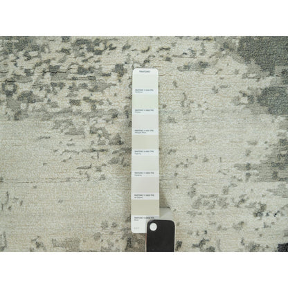 8'X8' Black Hand Knotted Abstract Wool And Silk Round Rug
