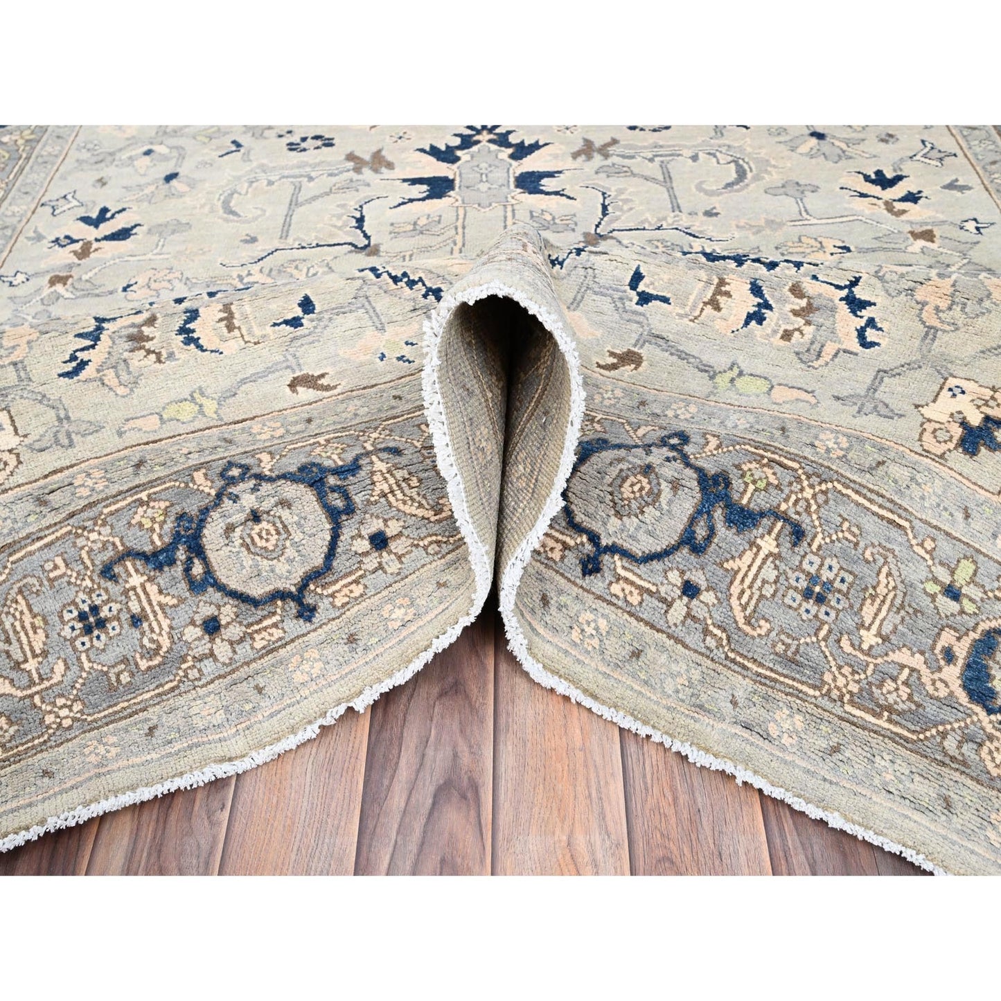 6'2"X8'10" Grey Seeripe Heris Design Soft Wool Hand Knotted Oriental Rug