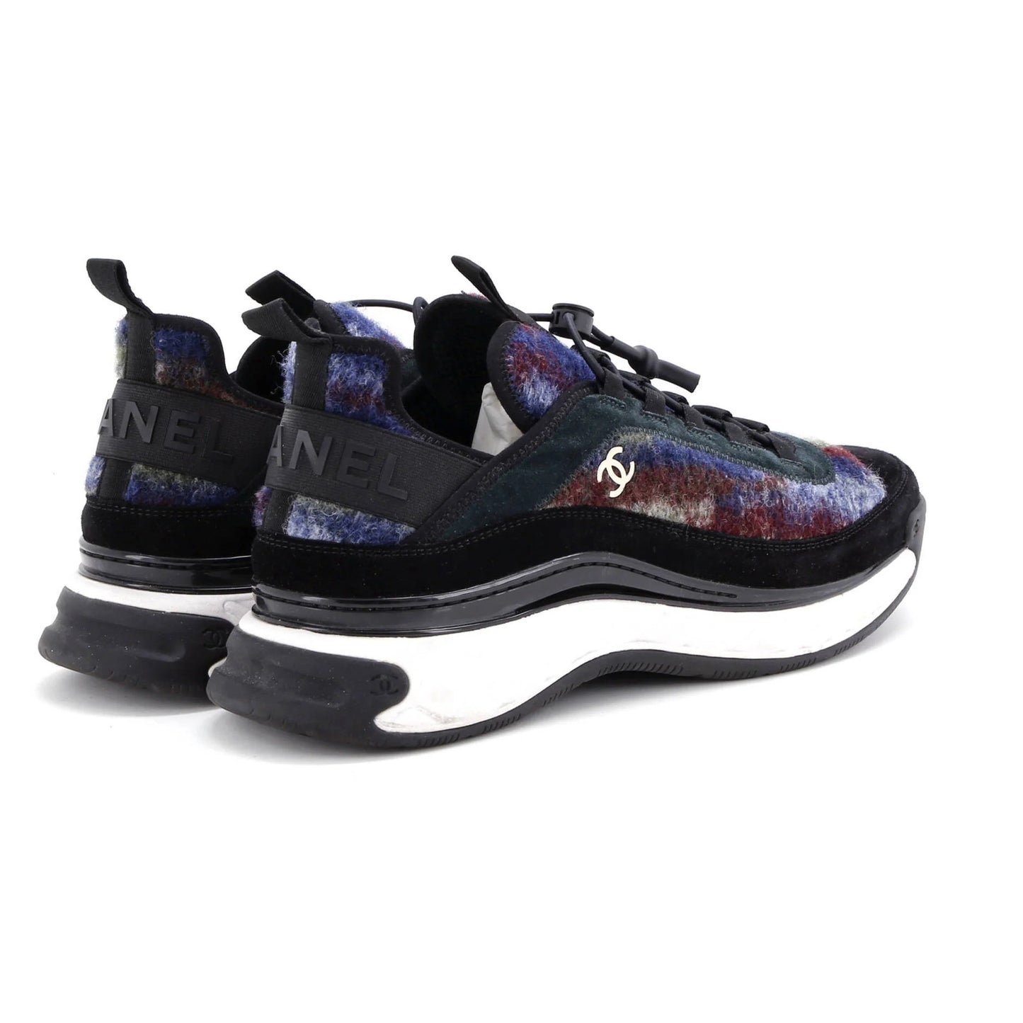 Chanel Men'S Cc Cap Toe Logo Sneakers Suede And Wool