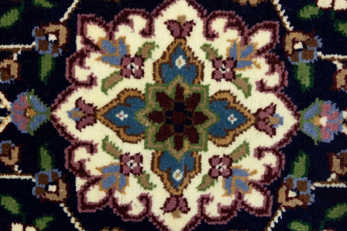 Handmade Kirman Rug Classic Floral Medallion