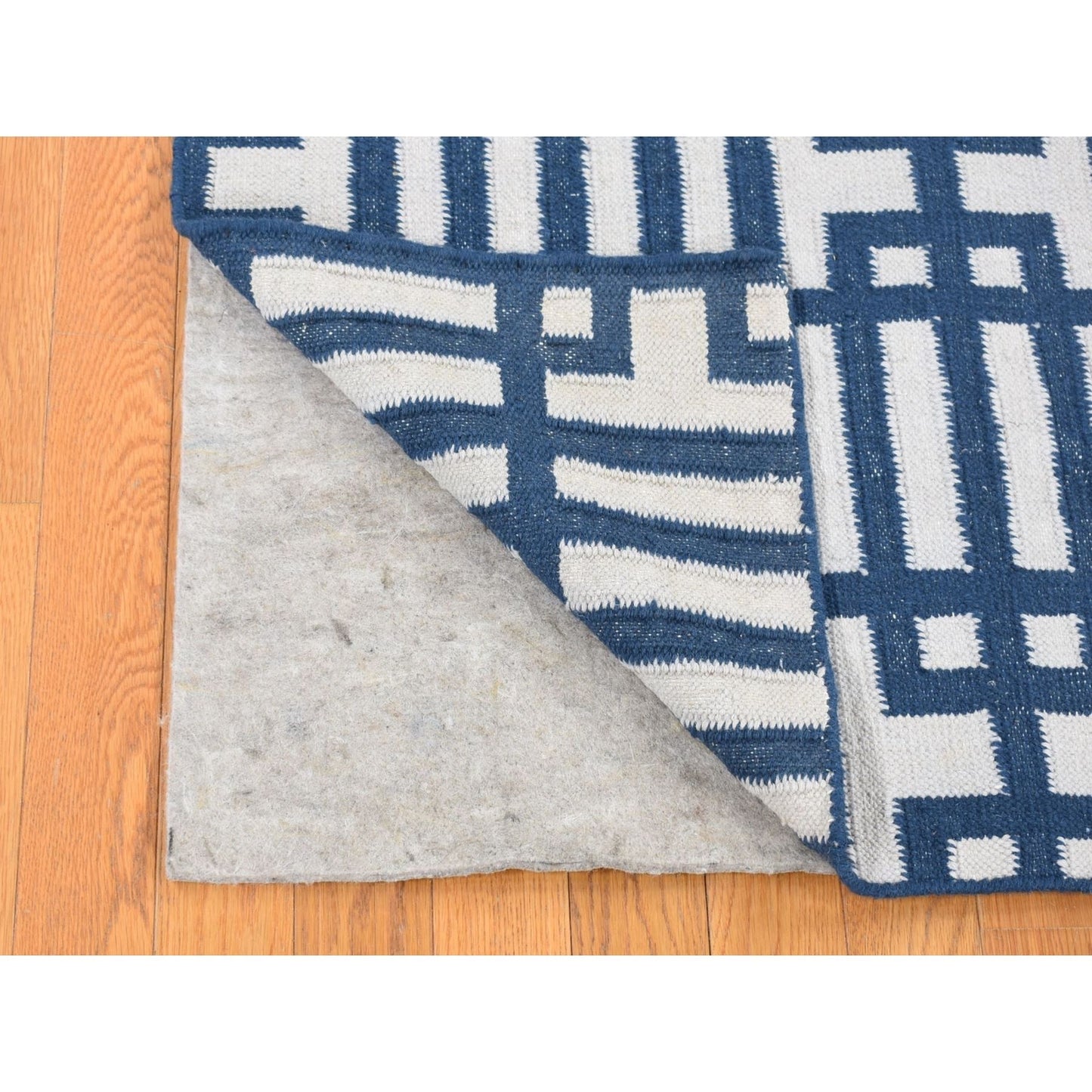 5'2"X7' Yale Blue Kilim Design Flat Weave Hand Woven Organic Wool