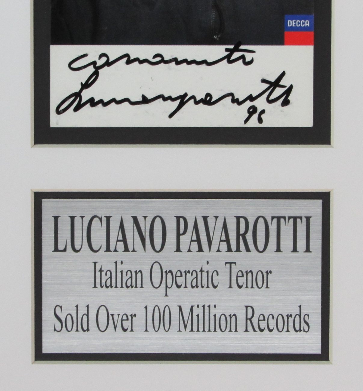 Luciano Pavarotti Italian Opera Autographed Photo