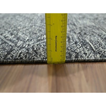 Rug 7'10"x10' Gray Intricate Geometric Design Wool and Silk Hand Knotted