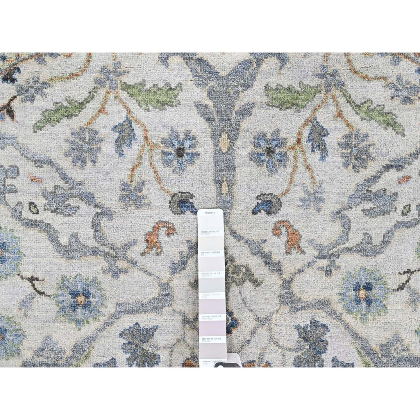 Oushak rug round wool hand knotted floral motifs 8'x8' gray oyster