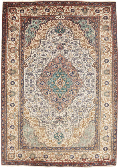 Semi-Antique Traditional Oriental Rug Muted