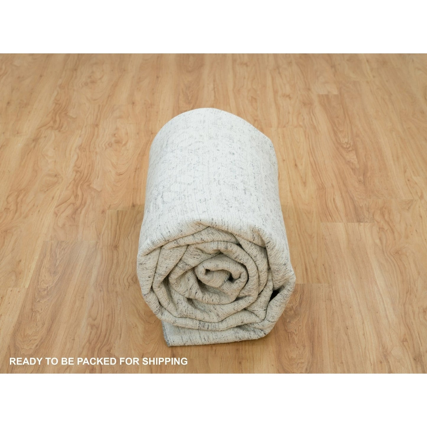 9'X12' Cloudy Gray Karajeh Design 100% Wool Hand Loomed Oriental Rug