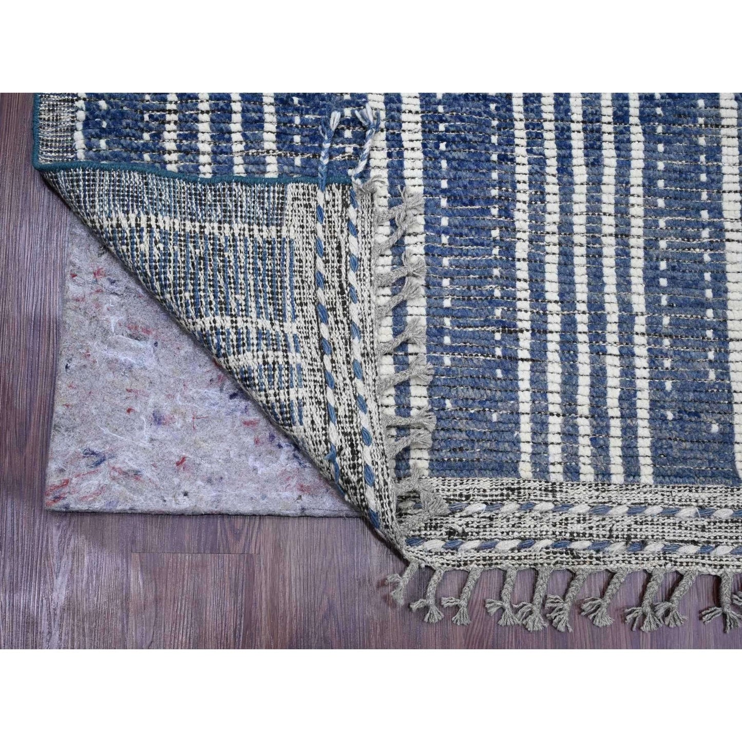 6'X10'4" Blue Moroccan Weave With Line Design Soft Wool Hand Knotted Rug