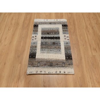 2'X3' White Modern Lori Buft Animal Figurines Wool Hand Knotted Mat Rug