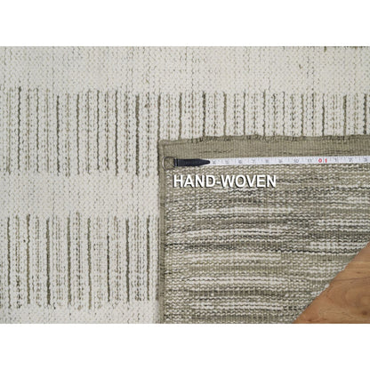 2'6"X10' Ivory Hand Woven Flat Weave Textured Natural Wool Runner Rug