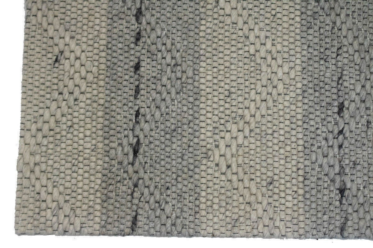 Modern Hand-Tufted Wool Area Rug Zig-Zag Design