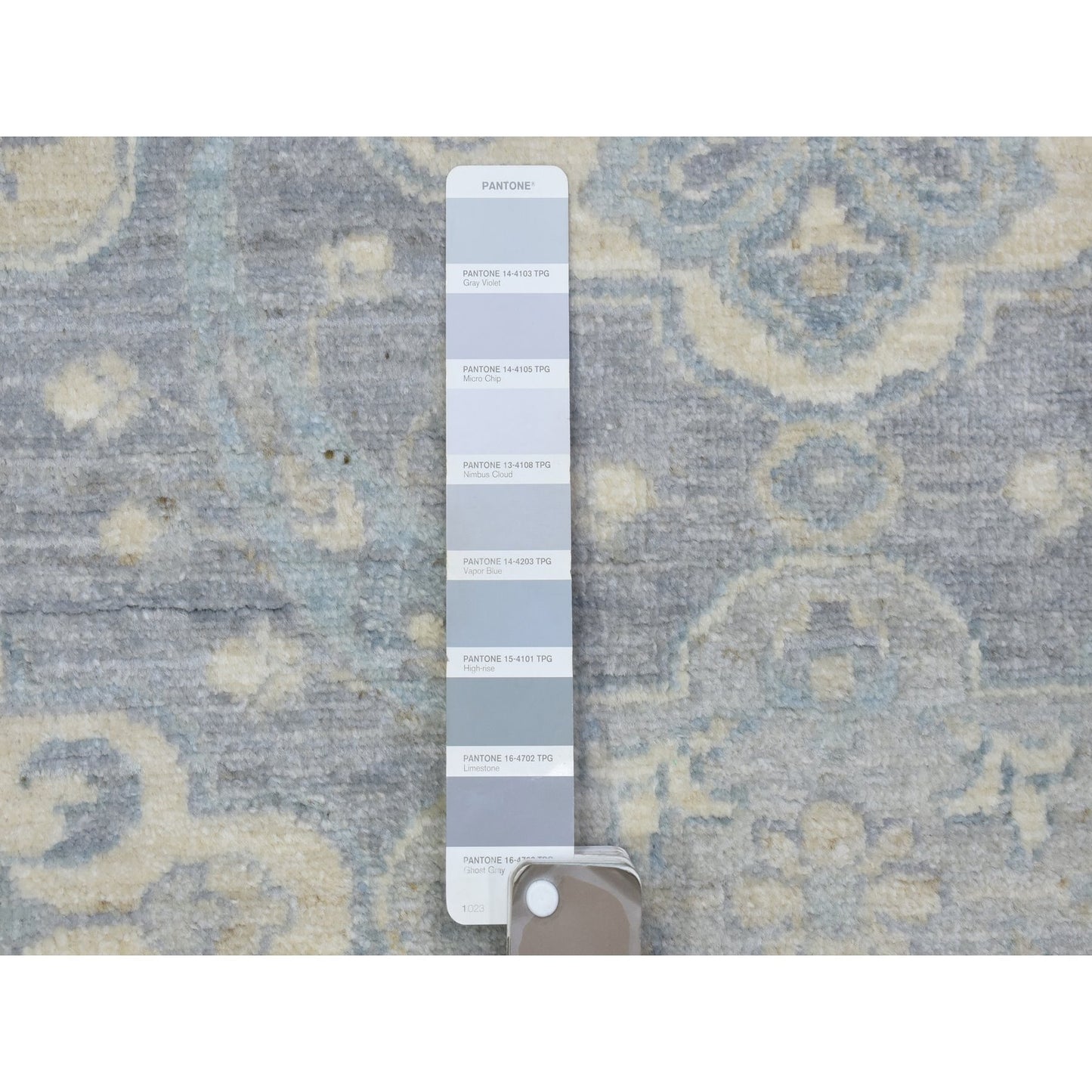 2'8"X7'7" Light Gray, Fine Peshawar, Soft Wool Hand Knotted, Runner Rug