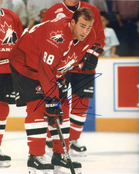 Eric Lindros Autographed 8X10 Photo