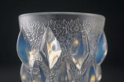 Rene Lalique Lampions Opalescent Glass Vase R. Lalique Signed W/ Box (1931)