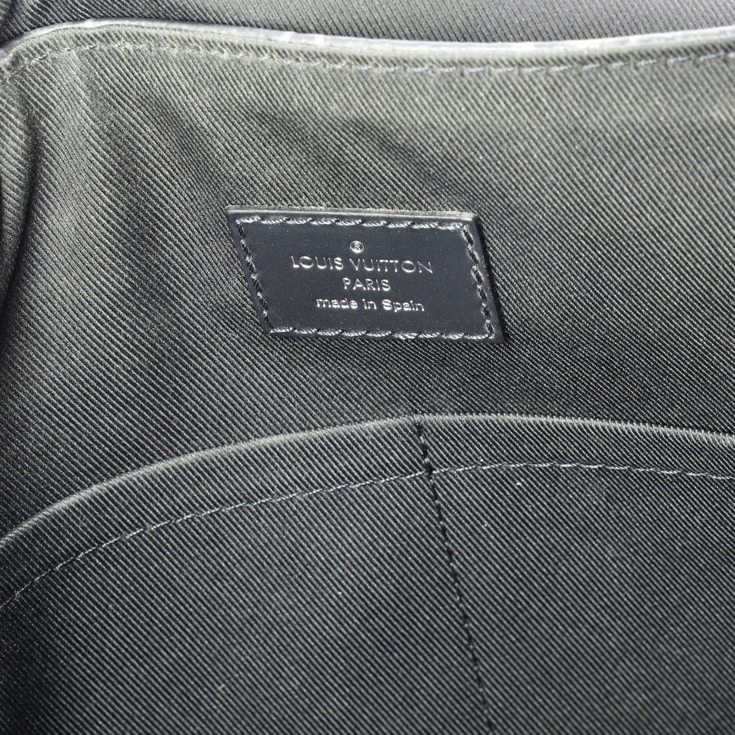 Louis Vuitton District Messenger Bag Monogram Eclipse Canvas Mm