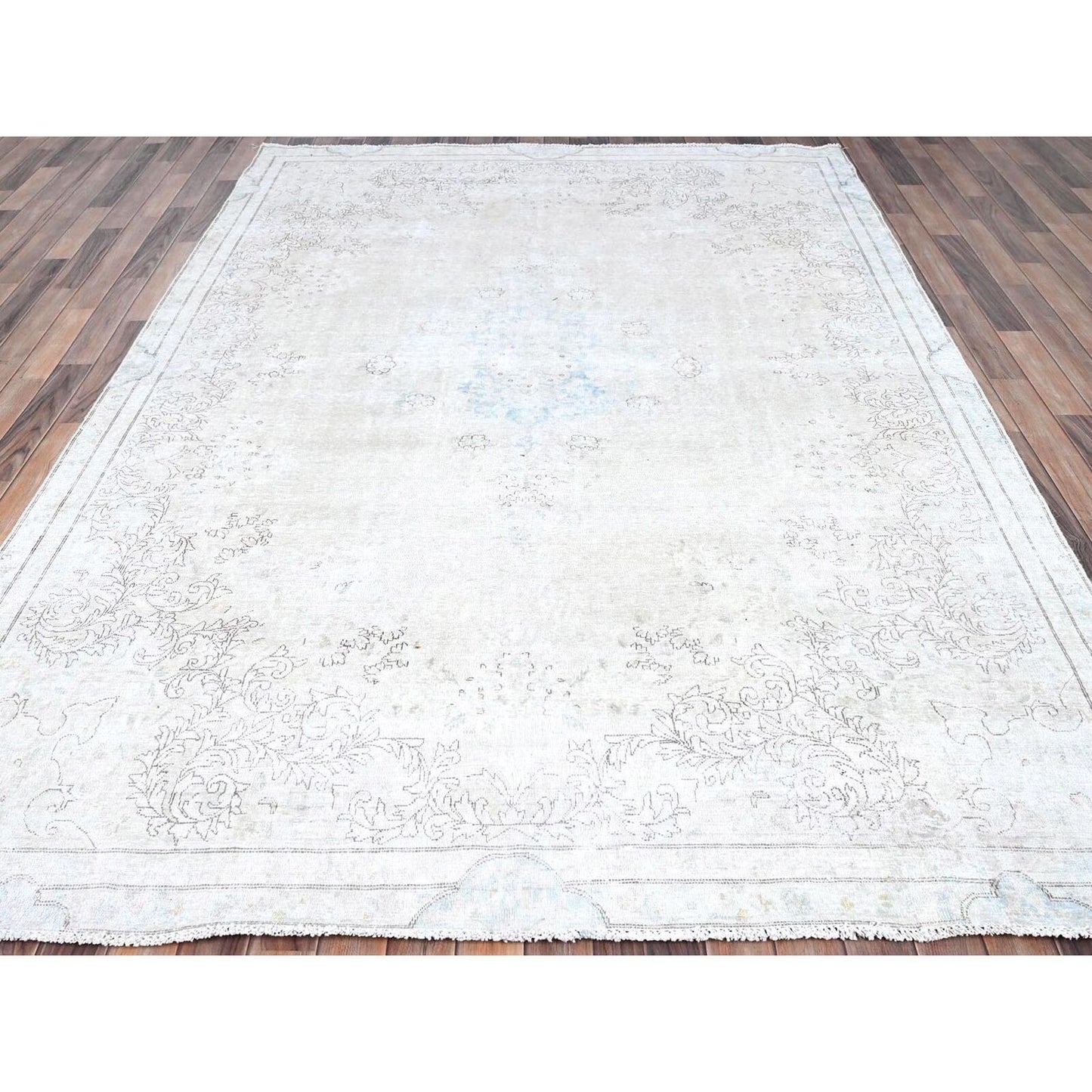 7'2"X9'10" White Natural Wool Hand Knotted Vintage Zoroastrian Karman Rug