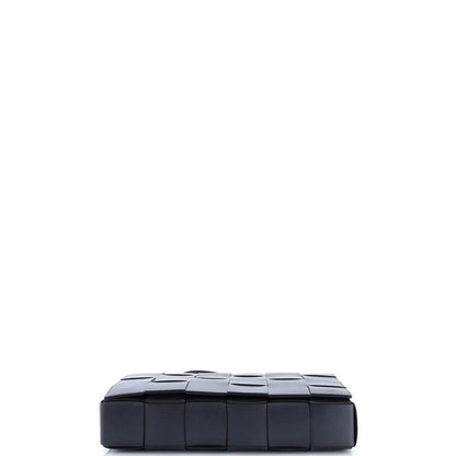 Bottega Veneta Cassette Messenger Bag Maxi Intrecciato Leather Medium