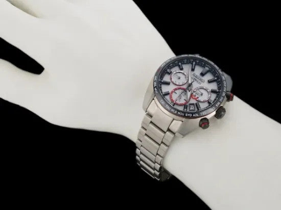 Seiko Astron 2020 1700 / Ltd Model Sbxc081 5X53-0Be0