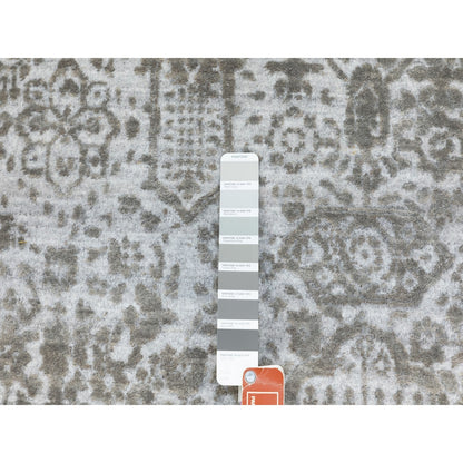 6'X9' Grey Broken Farsian Design Wool And Silk Hand Knotted Oriental Rug