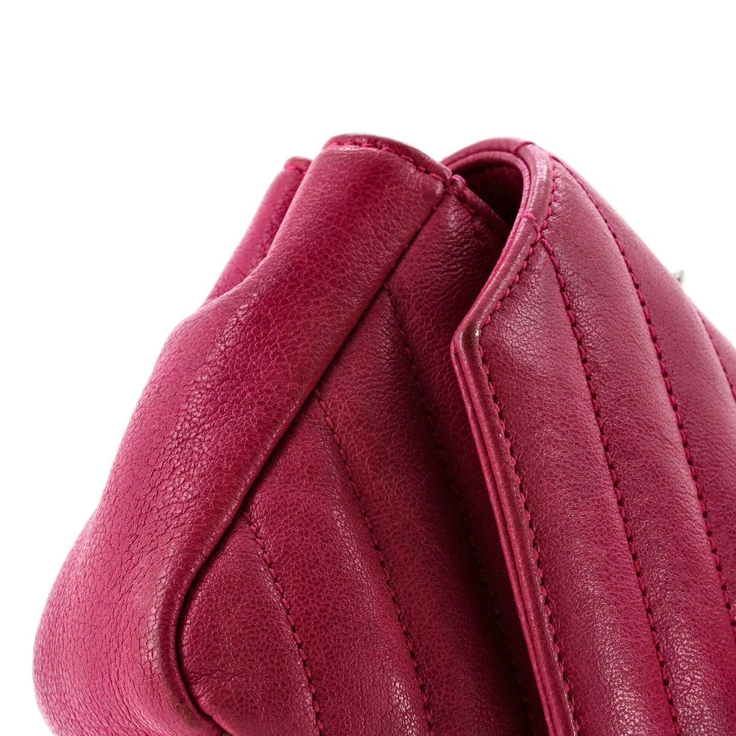 Saint Laurent Classic Monogram College Chain Wallet Matelasse Chevron Leather