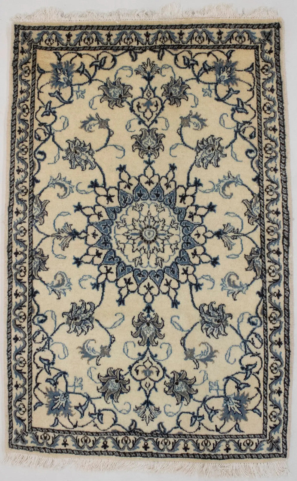 Classic Floral Plush 3X5 Nain Kashmar Oriental