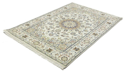 Hand-Knotted Floral Indo-Nain Rug Traditional