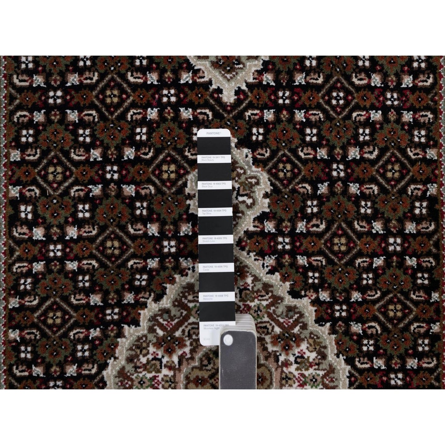 2'9"X8' Black Tebraz Mahi Medallion Design Hand Knotted Wool Runner Rug