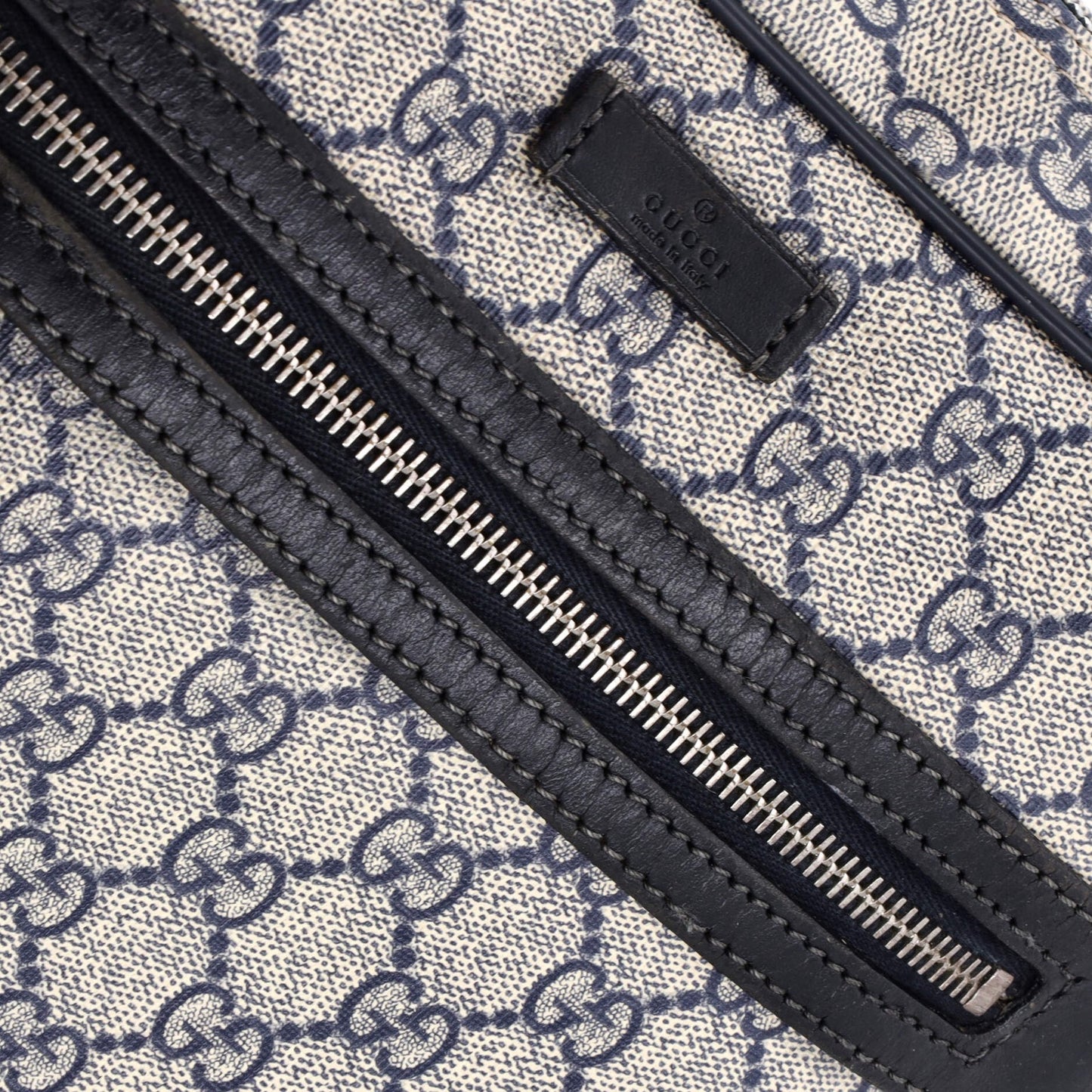 Gucci Front Zip Messenger Gg Coated Canvas Medium