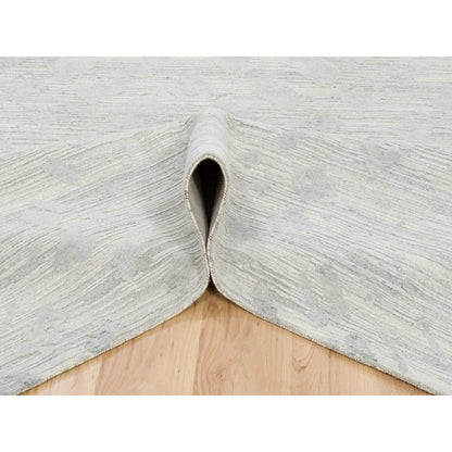 9'X12' Undyed Natural Wool Modern Light Gray Cut And Loop Pile Rug