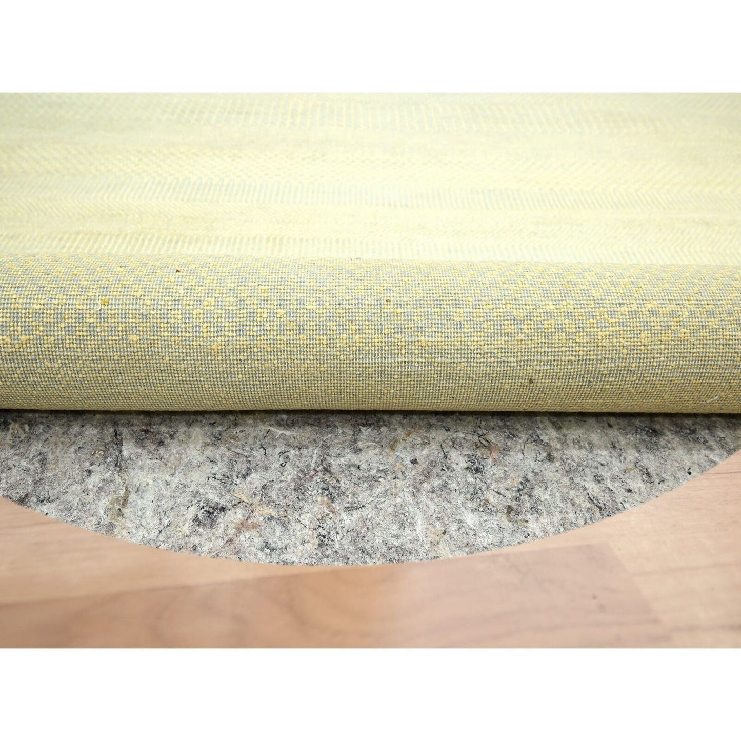 7'10"X7'10" Yellow Modern Grass Design Hand Knotted Wool-Silk Round Rug
