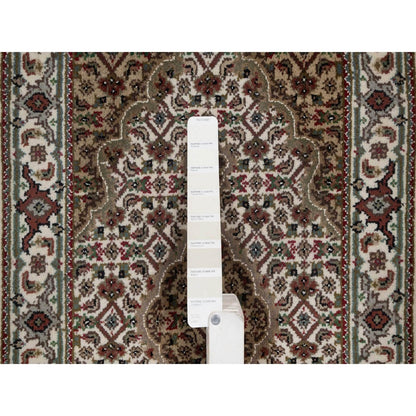 2'X3' White Hand Knotted Small Rug Tebraz Mahi Medallion Design Wool Mat