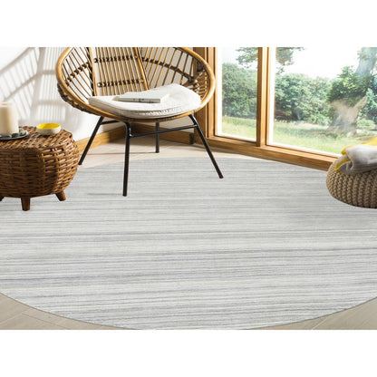 9'9"X9'9" Gray Hand Loomed Undyed Natural Wool Modern Design Round Rug