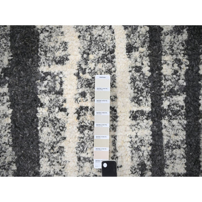 8'3"X10' Black And Ivory Modern Design Organic Wool Oriental Rug