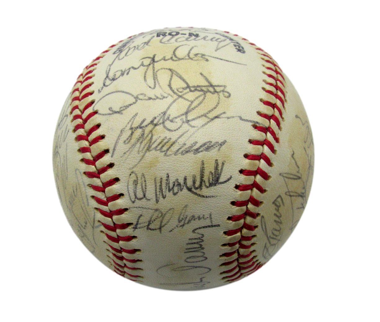 1979 Pirates Onl Team Signed Baseball (30)