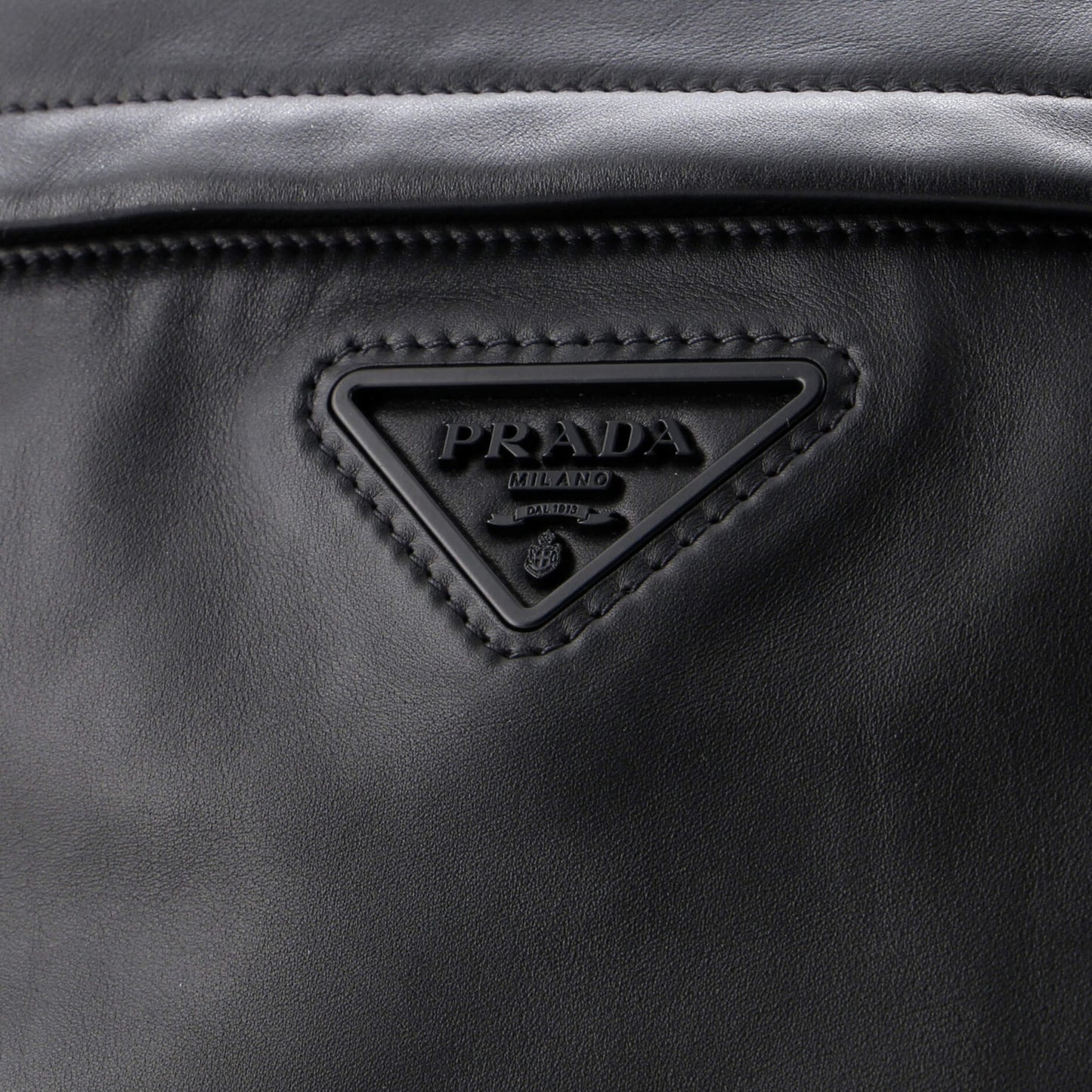 Prada Re-Edition Zip Messenger Bag Leather Large